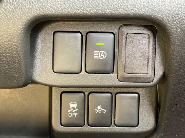 デイズ ハイウェイスター　Ｘ　プレミアムセレクション　１年保証付　フルセグＴＶナビ　Ｂｌｕｅｔｏｏｔｈ　アラウンドビューモニター　レーダーブレーキサポート　ハイビームアシスト　ＨＩＤ　純正アルミホイール　スマートキー　ＣＤ（22枚目）