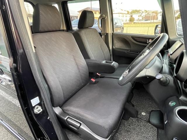 Ｎ－ＢＯＸカスタム Ｇ・Ｌパッケージ　禁煙車　１年保証付　フルセグＴＶナビ　Ｂｌｕｅｔｏｏｔｈ　パワースライドドア　ＨＩＤ　純正アルミホイール　スマートキー×２（17枚目）