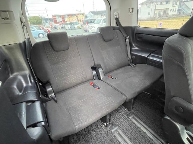 ヴォクシー ハイブリッドＶ　禁煙車　１年保証付　ワイドフルセグＴＶナビ　Ｂｌｕｅｔｏｏｔｈ　バックカメラ　両側パワースライドドア　フリップダウンモニター　前後ドラレコ　オートクルコン　ＥＴＣ　ＬＥＤ　デジタルインナーミラー（21枚目）