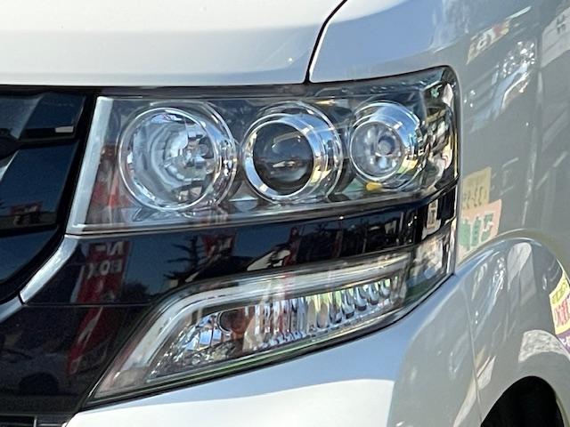 Ｎ－ＢＯＸカスタム ２トーンカラースタイル　Ｇ・Ｌパッケージ　１年保証付　フルセグＴＶ　Ｂｌｕｅｔｏｏｔｈ　バックカメラ　両側パワースライドドア　レーダーブレーキサポート　ドライブレコーダー　純正黒アルミホイール　ＥＴＣ　スマートキー　ＣＤ　ＤＶＤ（13枚目）