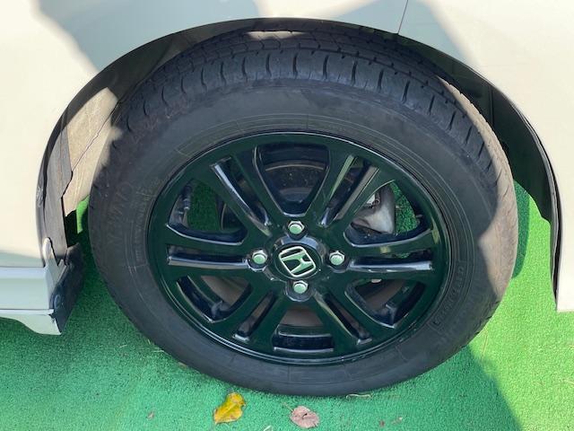 Ｎ－ＢＯＸカスタム ２トーンカラースタイル　Ｇ・Ｌパッケージ　１年保証付　フルセグＴＶ　Ｂｌｕｅｔｏｏｔｈ　バックカメラ　両側パワースライドドア　レーダーブレーキサポート　ドライブレコーダー　純正黒アルミホイール　ＥＴＣ　スマートキー　ＣＤ　ＤＶＤ（15枚目）