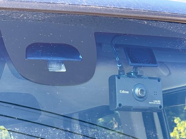 Ｎ－ＢＯＸカスタム ２トーンカラースタイル　Ｇ・Ｌパッケージ　１年保証付　フルセグＴＶ　Ｂｌｕｅｔｏｏｔｈ　バックカメラ　両側パワースライドドア　レーダーブレーキサポート　ドライブレコーダー　純正黒アルミホイール　ＥＴＣ　スマートキー　ＣＤ　ＤＶＤ（17枚目）