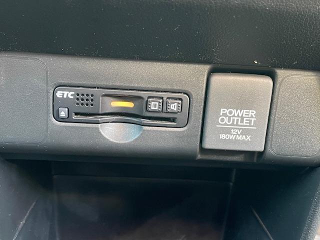 Ｎ－ＢＯＸカスタム ２トーンカラースタイル　Ｇ・Ｌパッケージ　１年保証付　フルセグＴＶ　Ｂｌｕｅｔｏｏｔｈ　バックカメラ　両側パワースライドドア　レーダーブレーキサポート　ドライブレコーダー　純正黒アルミホイール　ＥＴＣ　スマートキー　ＣＤ　ＤＶＤ（24枚目）