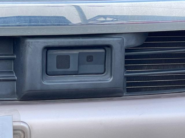 �y���[�_�[�u���[�L�T�|�[�g�z���[�U�[���[�_�[��~���g���[�_�[��p���đO���̎ԗ������m���A�Փ˂�����E�y������@�\�ł��B�^�]�҂̈��S�^�]���T�|�[�g���܂��I