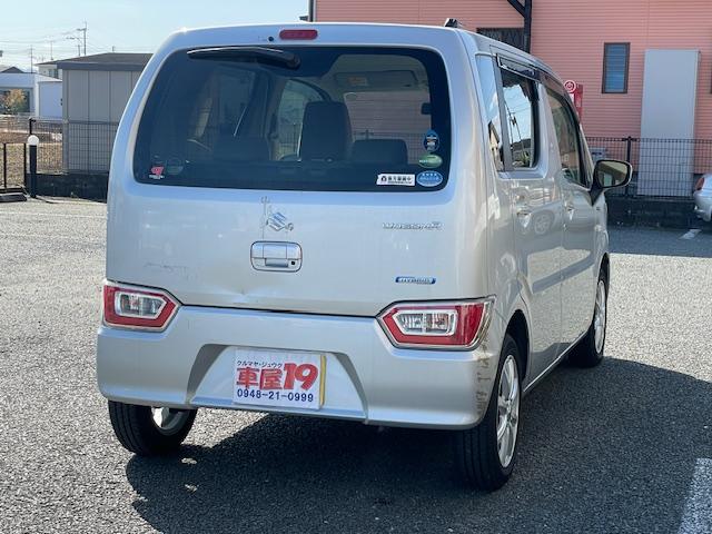 ワゴンＲ ハイブリッドＦＸ　１年保証付　セーフティパッケージ装着車　ヘッドアップディスプレイ　シートヒーター　アルミホイール　スマートキー　ＣＤ（11枚目）