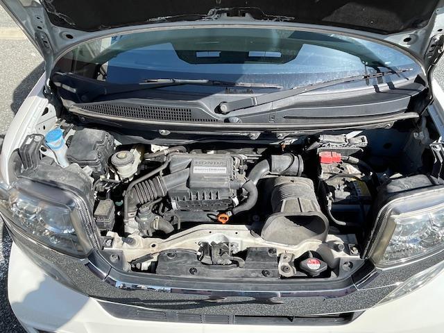 N-BOXカスタム G ターボSSブラックスタイルパッケージ 禁煙車 1年保証付 8インチワイドフルセグTVナビ Bluetooth バックカメラ 両側パワースライドドア 純正ブラックアルミホイール シートヒーター ハーフレザーシート ETC HID スマートキ(34枚目)