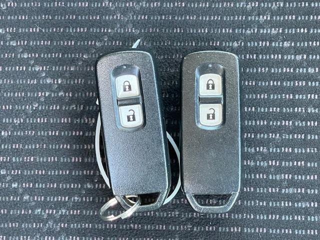 Ｎ－ＯＮＥ プレミアム　ツアラー　１年保証付　Ｂｌｕｅｔｏｏｔｈ　バックカメラ　ターボ　ＨＩＤ　ウインカーミラー　ＥＴＣ　オートライト　純正アルミホイール　スマートキー　取説　ＣＤ（28枚目）