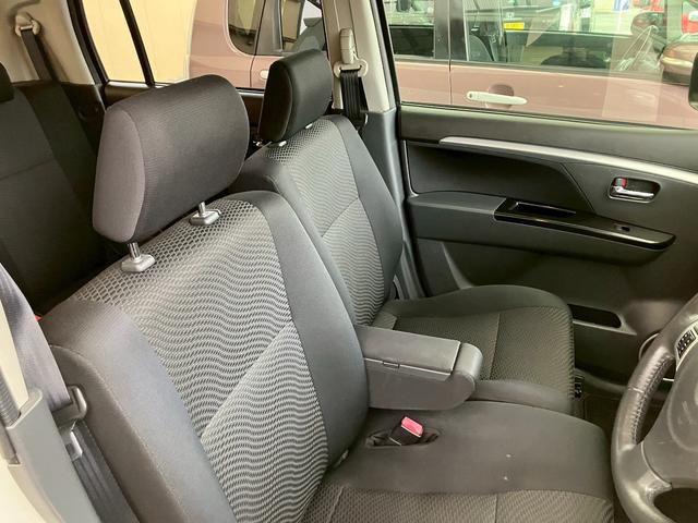 ワゴンＲスティングレー Ｔ　６ヶ月保証付　社外フルセグＴＶナビ　Ｂｌｕｅｔｏｏｔｈ　ターボ　ＥＴＣ　スマートキー（28枚目）