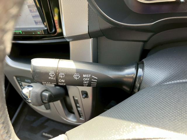ステラ カスタムＲ　スマートアシスト　禁煙車　１年保証付　フルセグＴＶナビ　Ｂｌｕｅｔｏｏｔｈ　スマートアシスト　ＬＥＤ　純正アルミホイール　スマートキー　ＤＶＤ再生　オートエアコン　オートライト　プッシュスタート　アイドリングストップ（38枚目）