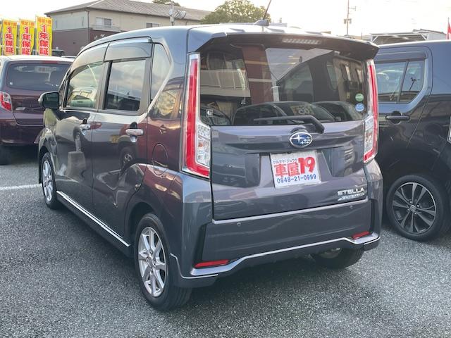 ステラ カスタムＲ　スマートアシスト　禁煙車　１年保証付　フルセグＴＶナビ　Ｂｌｕｅｔｏｏｔｈ　バックカメラ　スマートアシスト　ＬＥＤ　ＥＴＣ　純正アルミホイール　スマートキー　ＤＶＤ再生　オートライト　ステアリングスイッチ（11枚目）