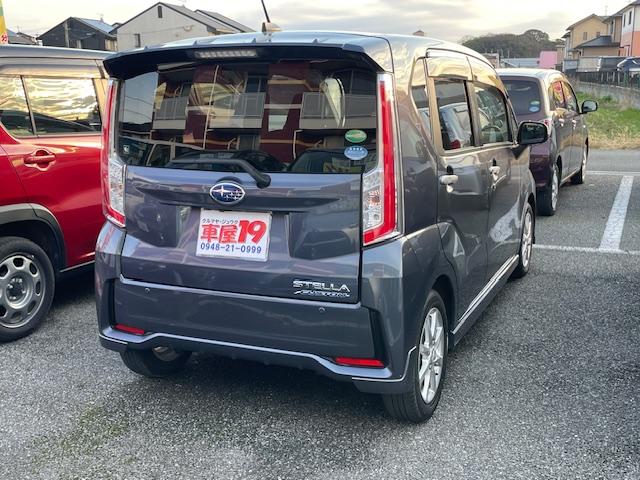 ステラ カスタムＲ　スマートアシスト　禁煙車　１年保証付　フルセグＴＶナビ　Ｂｌｕｅｔｏｏｔｈ　バックカメラ　スマートアシスト　ＬＥＤ　ＥＴＣ　純正アルミホイール　スマートキー　ＤＶＤ再生　オートライト　ステアリングスイッチ（13枚目）