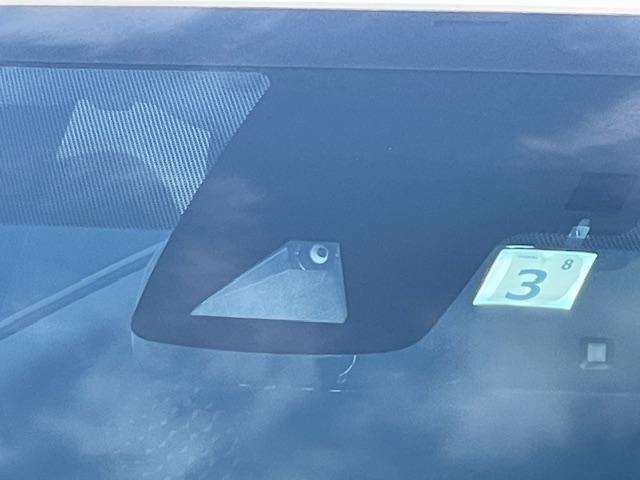 プリウス Ａ　禁煙車　１年保証付　フルセグＴＶナビ　Ｂｌｕｅｔｏｏｔｈ　バックカメラ　トヨタセーフティセンス　クルコン　ＬＥＤ　ＨＵＤ　パーキングアシスト　オートハイビーム　レーンアシスト　ヘッドアップディスプレイ（22枚目）