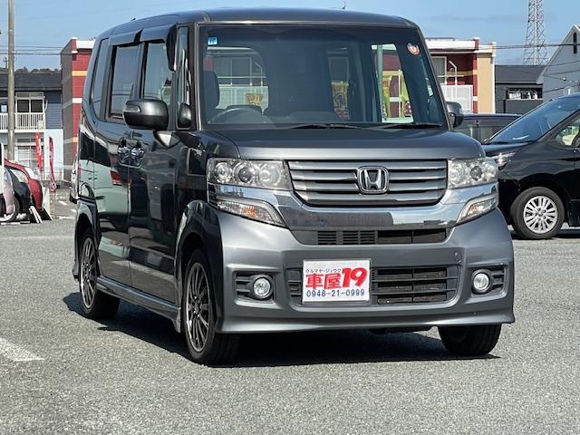 N-BOXカスタム G ターボSSパッケージ 禁煙車 6ヶ月保証付 両側パワースライドドア 前後ドライブレコーダー HID クルーズコントロール 純正アルミホイール スマートキー CD 保証書・記録簿 取説(6枚目)