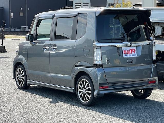 N-BOXカスタム G ターボSSパッケージ 禁煙車 6ヶ月保証付 両側パワースライドドア 前後ドライブレコーダー HID クルーズコントロール 純正アルミホイール スマートキー CD 保証書・記録簿 取説(12枚目)