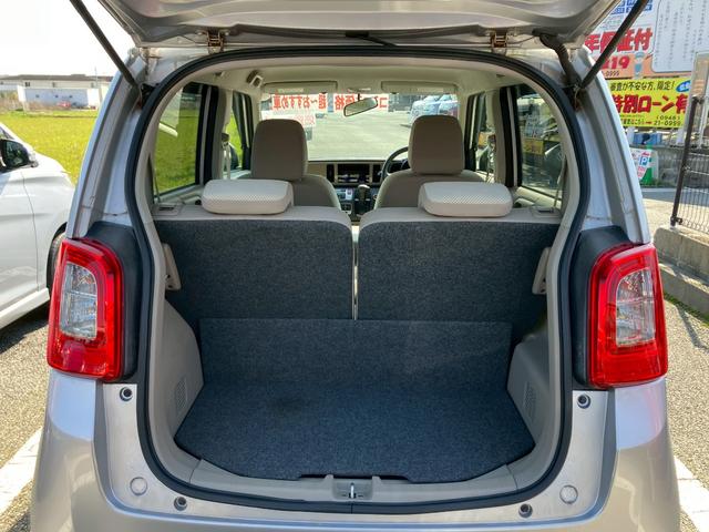 �y���Q�b�W���[���z���i�̂���������ʋ΁A���}���ɏ\���ȉ׎��X�y�[�X���m�ۂ��Ă���܂��B�Z�J���h�V�[�g��|���ƁA�傫�ȉו��̐ύڂ��\�ł���