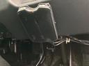 リミテッドＩＩ　３ヶ月保証付　メモリーナビ地デジ　ＥＴＣ　スマートキー　シートヒーター　フルフラットシート　アルミホイール　セキュリティー　エアコン　パワステ　パワーウィンドウ　ＡＢＳ　エアバッグ（22枚目）