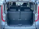 【ラゲッジルーム】普段のお買い物や通勤、送迎等に十分な荷室スペースを確保しております。セカンドシートを倒すと、大きな荷物の積載も可能です♪