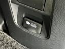 【アクセサリーコンセント】AC100V・1500Wを車内2カ所に設置。非常時給電システムを使用することで、災害などによる非常時に電力が必要な時、電気製品を使用できます。