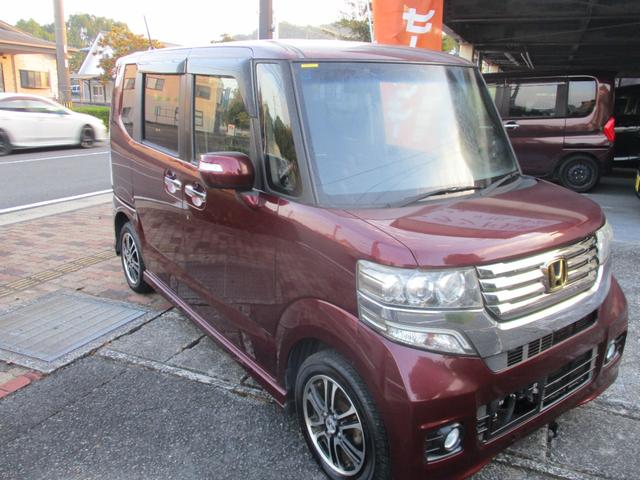 Ｎ－ＢＯＸカスタム Ｇ　ＳＳパッケージ　ブルートゥース対応ナビ　フルセグＴＶ　バックカメラ　ＥＴＣ　両側パワースライドドア（3枚目）