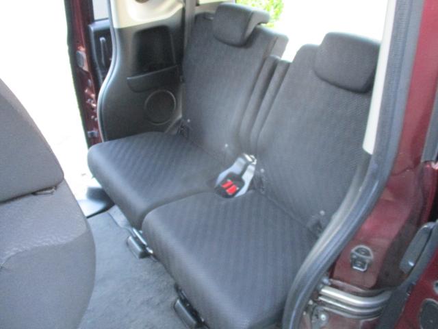 Ｎ－ＢＯＸカスタム Ｇ　ＳＳパッケージ　ブルートゥース対応ナビ　フルセグＴＶ　バックカメラ　ＥＴＣ　両側パワースライドドア（19枚目）