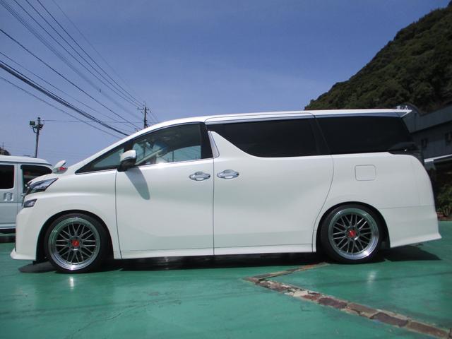 ヴェルファイア ２．５Ｚ　２０インチＡＷ／車高調／後席モニター／ＫＥＮＷＯＯＤ８インチナビ／８人乗／両側電動スライドドア／レーダークルコン／プリクラッシュセーフティー／ＥＴＣ／１００Ｖ電源／バックカメラ／地デジ／ＬＥＤライト／（5枚目）