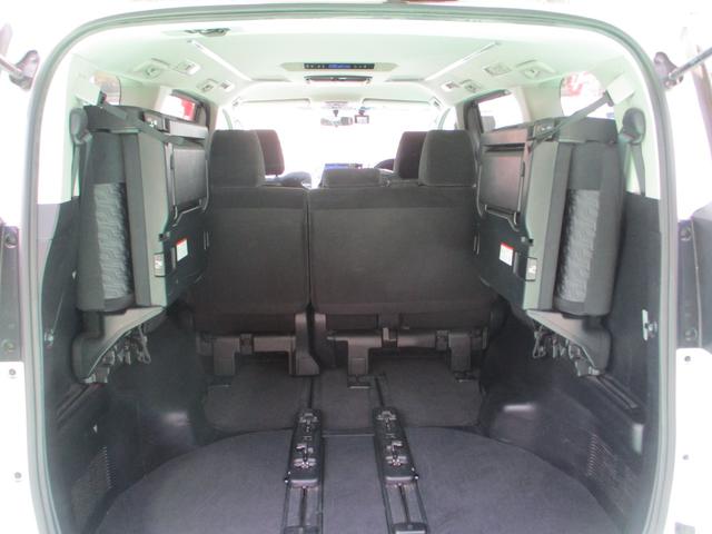 ヴェルファイア ２．５Ｚ　２０インチＡＷ／車高調／後席モニター／ＫＥＮＷＯＯＤ８インチナビ／８人乗／両側電動スライドドア／レーダークルコン／プリクラッシュセーフティー／ＥＴＣ／１００Ｖ電源／バックカメラ／地デジ／ＬＥＤライト／（22枚目）