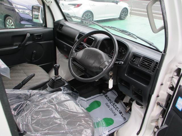 キャリイトラック KCエアコン・パワステ 4WD/5MT/3方開/エアコン/パワステ/ラジオ/ドアバイザー/ライトレベライザー/ゴムマット/タイミングチェーン(9枚目)