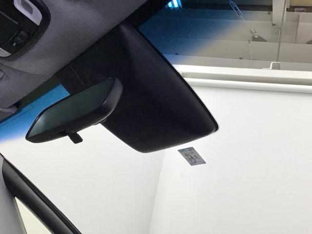 フィット ｅ：ＨＥＶホーム　ナビ　Ｒカメラ　ブルートゥース　ＣＤ　ブレーキサポート　ＥＣＯＮ　バックガイドモニター　記録簿　ＬＥＤヘッドランプ　サイドＳＲＳ　スマートキー　クルーズコントロール　エアバッグ　ＶＳＡ　Ｗエアバッグ（60枚目）