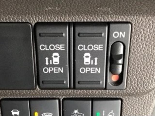 フリード Ｇ・ホンダセンシング　ドラレコ　ナビ　Ｒカメラ　ブルートゥース　Ｗパワスラ　ＶＳＣ　エマージェンシーブレーキ　スマキ－　定期点検記録簿　リヤカメラ　ＡＡＣ　ＤＶＤ再生可　ＬＥＤヘッドライ　地デジ　３列シ－ト　ＳＲＳ　ＡＢＳ（25枚目）