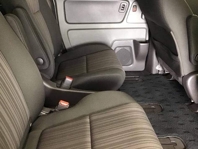 フリード Ｇ・ホンダセンシング　ドラレコ　ナビ　Ｒカメラ　ブルートゥース　Ｗパワスラ　ＶＳＣ　エマージェンシーブレーキ　スマキ－　定期点検記録簿　リヤカメラ　ＡＡＣ　ＤＶＤ再生可　ＬＥＤヘッドライ　地デジ　３列シ－ト　ＳＲＳ　ＡＢＳ（67枚目）