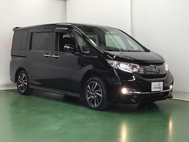 ステップワゴンスパーダ スパーダ・クールスピリット　ナビ　Ｒカメラ　後席モニター　ブルートゥース　追突軽減ブレーキ　リアカメラ　イモビ　クルコン　エアバッグ　サイドエアバッグ　ＤＶＤ再生可能　整備記録簿　スマ－トキ－　助手席エアバッグ　地ＴＶ　ＡＢＳ（7枚目）