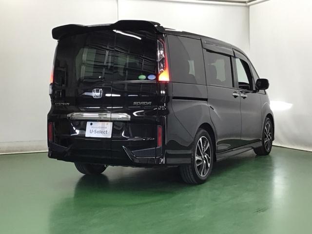 ステップワゴンスパーダ スパーダ・クールスピリット　ナビ　Ｒカメラ　後席モニター　ブルートゥース　追突軽減ブレーキ　リアカメラ　イモビ　クルコン　エアバッグ　サイドエアバッグ　ＤＶＤ再生可能　整備記録簿　スマ－トキ－　助手席エアバッグ　地ＴＶ　ＡＢＳ（8枚目）