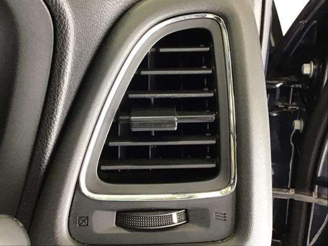 ヴェゼル Ｘ・ホンダセンシング　ドラレコ　ナビ　Ｒカメラ　ブルートゥース　衝突軽減ブレ－キ　盗難防止装置　Ｂカメラ　エアコン　Ｄレコ　スマートキーシステム　クルコン　ヘッドライトＬＥＤ　ＡＢＳ　横滑り防止機能　ＥＴＣ車載器　ＵＳＢ（50枚目）