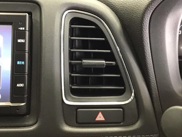 ヴェゼル Ｘ・ホンダセンシング　ドラレコ　ナビ　Ｒカメラ　ブルートゥース　衝突軽減ブレ－キ　盗難防止装置　Ｂカメラ　エアコン　Ｄレコ　スマートキーシステム　クルコン　ヘッドライトＬＥＤ　ＡＢＳ　横滑り防止機能　ＥＴＣ車載器　ＵＳＢ（51枚目）
