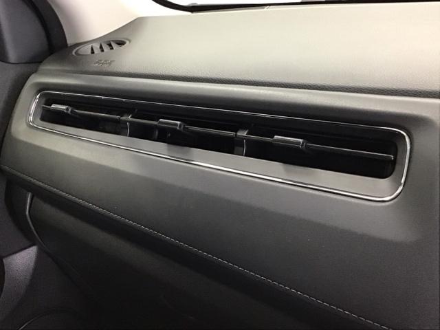 ヴェゼル Ｘ・ホンダセンシング　ドラレコ　ナビ　Ｒカメラ　ブルートゥース　衝突軽減ブレ－キ　盗難防止装置　Ｂカメラ　エアコン　Ｄレコ　スマートキーシステム　クルコン　ヘッドライトＬＥＤ　ＡＢＳ　横滑り防止機能　ＥＴＣ車載器　ＵＳＢ（52枚目）