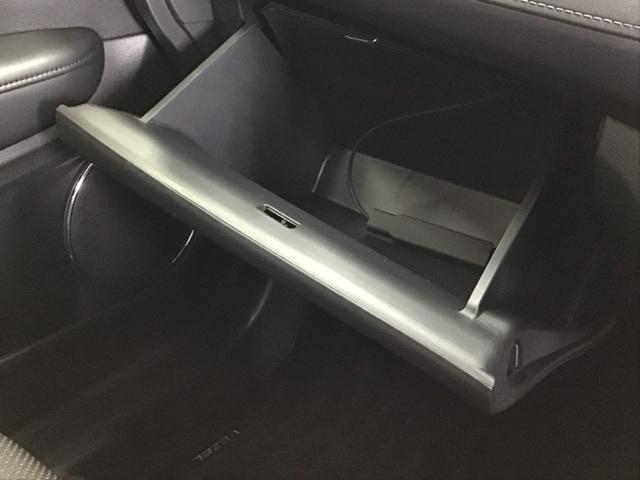 ヴェゼル Ｘ・ホンダセンシング　ドラレコ　ナビ　Ｒカメラ　ブルートゥース　衝突軽減ブレ－キ　盗難防止装置　Ｂカメラ　エアコン　Ｄレコ　スマートキーシステム　クルコン　ヘッドライトＬＥＤ　ＡＢＳ　横滑り防止機能　ＥＴＣ車載器　ＵＳＢ（56枚目）