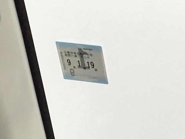 ヴェゼル ｅ：ＨＥＶＸ　ナビ　Ｒカメラ　ブルートゥース　フルセグ　衝突軽減Ｂ　エアコン　アイドリングＳ　イモビライザー　ＥＴＣ装備　ＥＳＣ　オートクルーズコントロール　リアカメラ　パーキングセンサー　ＬＥＤランプ　ＵＳＢ（31枚目）