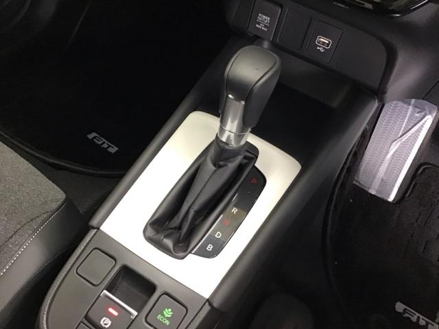 フィット ｅ：ＨＥＶホーム　オーディオレス　スマートキ　Ｃソナー　サイドエアバック　横滑り防止機能　パワステ　Ａストップ　Ｗエアバッグ　イモビライザー　記録簿付　ＬＥＤヘッドランプ　ＡＢＳ　オートライト　オートクルーズ　キーレス（13枚目）