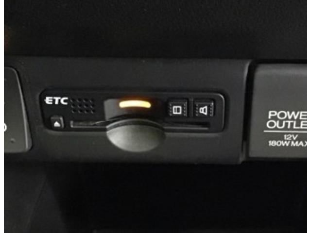 Ｎ－ＢＯＸカスタム ＧＳＳブラックスタイルパッケージ　ナビ　Ｒカメラ　ブルートゥース　ワンセグ　横滑り防止　リアカメラ　エコアイドル　パワーステアリング　ＡＡＣ　前席シートヒーター　スマートキー　キーフリー　ＡＢＳ　エアバッグ　ＥＴＣ　ベンチシート（13枚目）