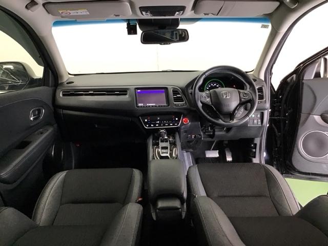 ヴェゼル ハイブリッドＺ・ホンダセンシング　ドラレコ　ナビ　Ｒカメラ　ブルートゥース　ＶＤＣ　レーダーブレーキ　リアカメラ　フルセ　セキュリティアラーム　ＤＶＤ再生可　オートクルーズ　シ－トヒ－タ－　パワーウィンド　スマ－トキ－　ＵＳＢポート（2枚目）