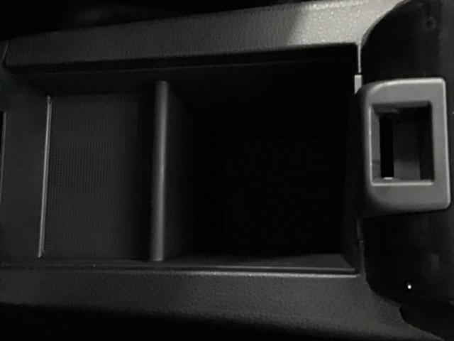 ヴェゼル ハイブリッドＺ・ホンダセンシング　ドラレコ　ナビ　Ｒカメラ　ブルートゥース　ＶＤＣ　レーダーブレーキ　リアカメラ　フルセ　セキュリティアラーム　ＤＶＤ再生可　オートクルーズ　シ－トヒ－タ－　パワーウィンド　スマ－トキ－　ＵＳＢポート（64枚目）