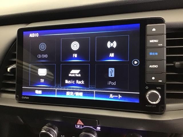 フィット ホーム　ドラレコ　ナビ　Ｒカメラ　ブルートゥース　バックカメラ付き　スマキ－　ＵＳＢ　地デジ　サイドカーテンエアバック　記録簿　ＬＥＤライト　ＥＴＣ装備　オートライト　キーレス　エアコン　パワステ　ＤＶＤ再生（11枚目）