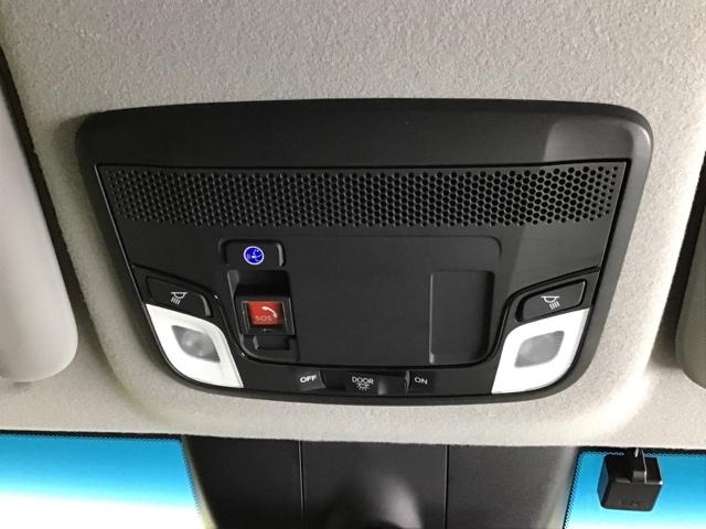 フィット クロスター　ナビ　Ｒカメラ　ブルートゥース　ＥＴＣ　スマ－トキ－　サイドエアバッグ　フルオートエアコン　ＬＥＤヘッドライト　リアカメラ　盗難防止装置　アクティブクルーズＣ　オートライト　ＵＳＢポート　ＶＳＡ（68枚目）