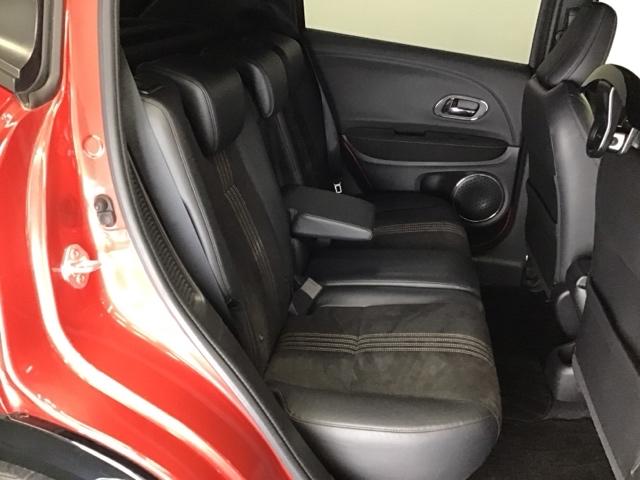 ヴェゼル ハイブリッドＲＳ・ホンダセンシング　ドラレコ　ナビ　Ｒカメラ　ブルートゥース　バックモニタ－　盗難防止システム　シートヒータ　衝突軽減ブレーキシステム　サイドエアバッグ　クルコン　ＵＳＢ　ＤＶＤ再生可能　エアバック　ＶＳＡ　ＬＥＤライト（21枚目）