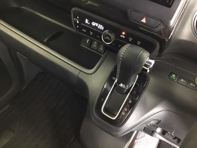 Ｎ－ＢＯＸカスタム Ｇ・ＥＸターボホンダセンシング　ドラレコ　ナビ　Ｒカメラ　ブルートゥース　助手席エアバック　Ｓキー　後カメラ　整備記録簿　ＵＳＢ接続　Ｆセグ　キーフリー　ＬＥＤランプ　タ－ボ　ＤＶＤ再生可能　サイドカーテンエアバック　ＥＴＣ車載器（18枚目）