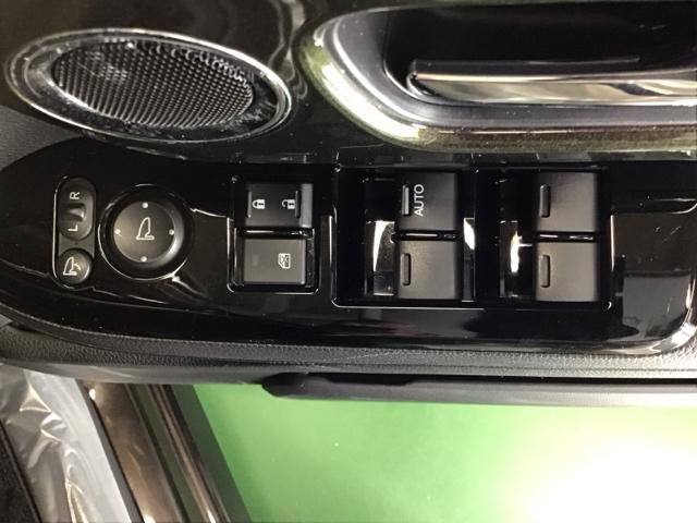 Ｎ－ＢＯＸカスタム Ｇ・ＥＸターボホンダセンシング　ドラレコ　ナビ　Ｒカメラ　ブルートゥース　助手席エアバック　Ｓキー　後カメラ　整備記録簿　ＵＳＢ接続　Ｆセグ　キーフリー　ＬＥＤランプ　タ－ボ　ＤＶＤ再生可能　サイドカーテンエアバック　ＥＴＣ車載器（72枚目）