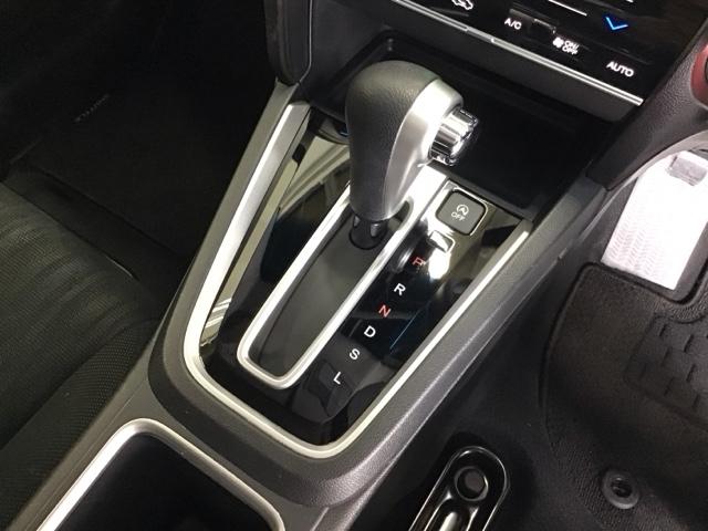 シャトル Ｇホンダセンシング　ナビ　Ｒカメラ　ブルートゥース　フルセグ　記録簿付き　パワーウィンドウ　キーレス　スマートキー　盗難防止　横滑り防止　オートエアコン　クルコン　ＡＢＳ　ＤＶＤ再生　地デジ　ＥＴＣ付き　ＵＳＢ接続（15枚目）
