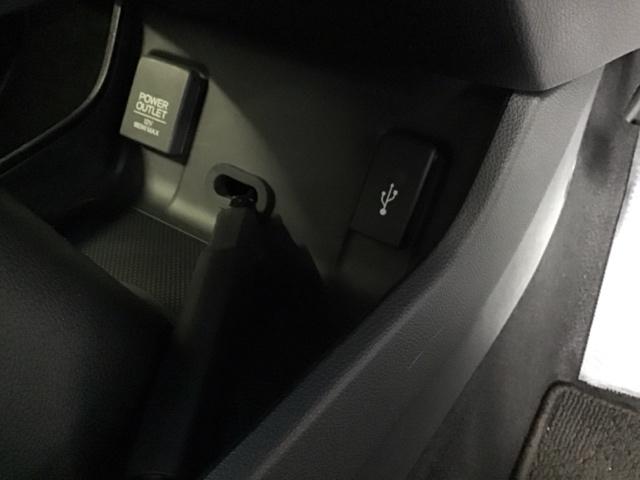 シャトル Ｇホンダセンシング　ナビ　Ｒカメラ　ブルートゥース　フルセグ　記録簿付き　パワーウィンドウ　キーレス　スマートキー　盗難防止　横滑り防止　オートエアコン　クルコン　ＡＢＳ　ＤＶＤ再生　地デジ　ＥＴＣ付き　ＵＳＢ接続（48枚目）