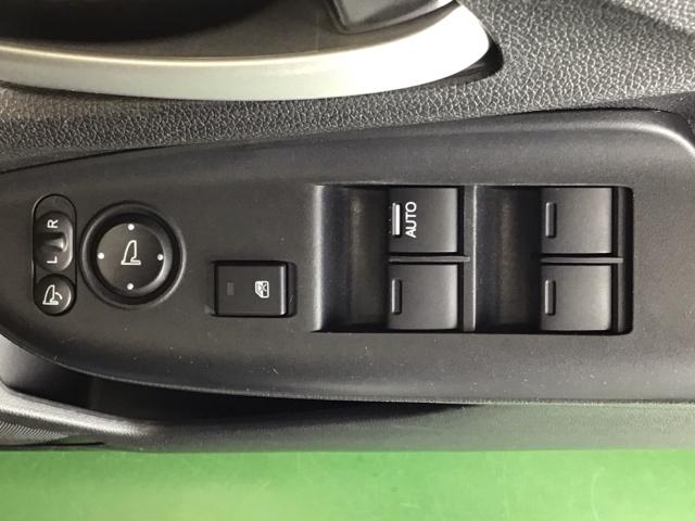 シャトル Ｇホンダセンシング　ナビ　Ｒカメラ　ブルートゥース　フルセグ　記録簿付き　パワーウィンドウ　キーレス　スマートキー　盗難防止　横滑り防止　オートエアコン　クルコン　ＡＢＳ　ＤＶＤ再生　地デジ　ＥＴＣ付き　ＵＳＢ接続（64枚目）