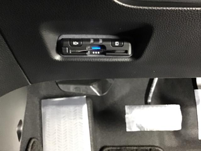 フィット ホーム　ドラレコ　ナビ　Ｒカメラ　ブルートゥース　バックカメラ付き　スマキ－　ＵＳＢ　地デジ　サイドカーテンエアバック　記録簿　ＬＥＤライト　ＥＴＣ装備　オートライト　キーレス　エアコン　パワステ　ＤＶＤ再生（55枚目）